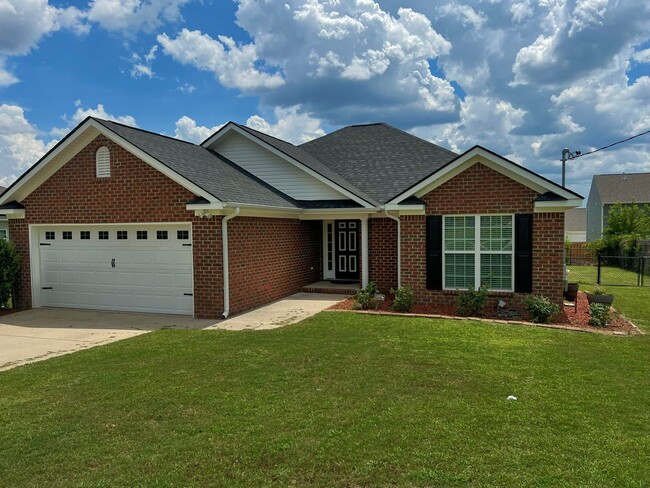 Building Photo - Pet Friendly Ranch Home in Grovetown, Georgia