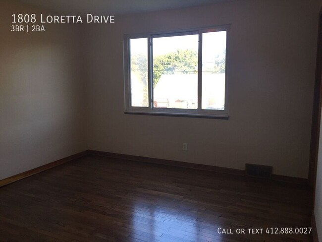 Foto del edificio - 3 bedroom 1.5 bath Penn Hills!