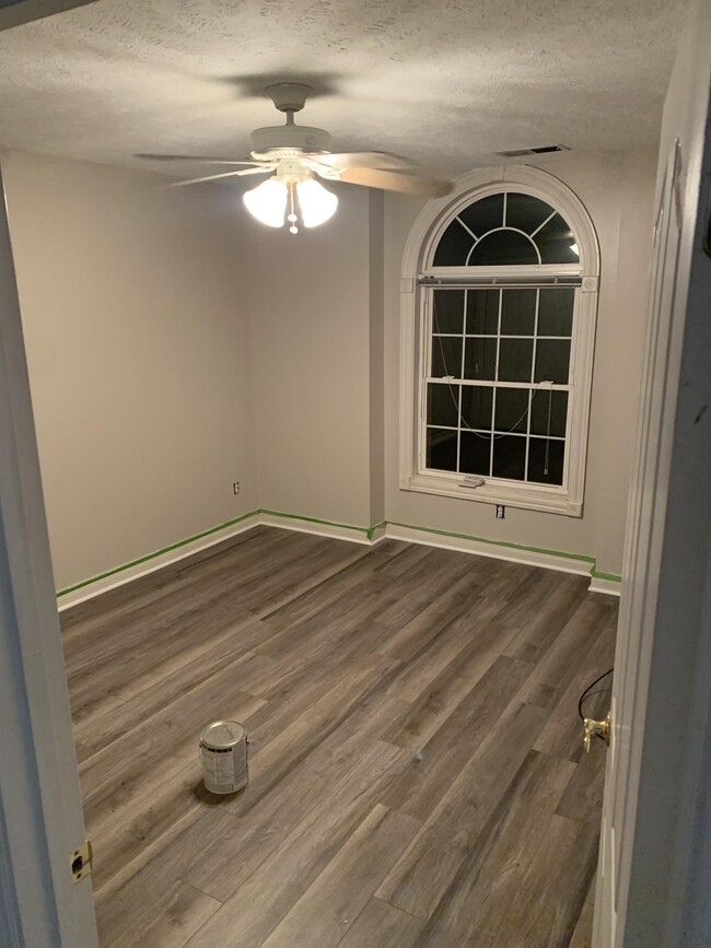Building Photo - 7864 Andee Ln