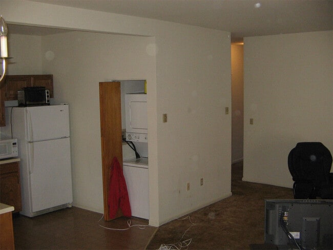 Living room - 139 Main Street