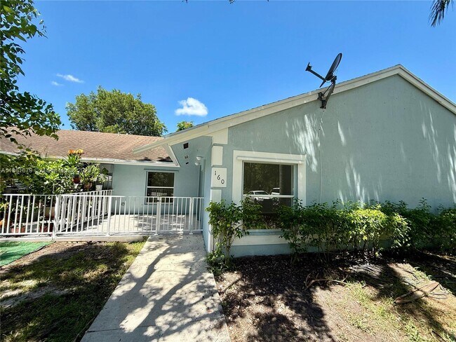 Foto del edificio - 160 SW 8th Ave
