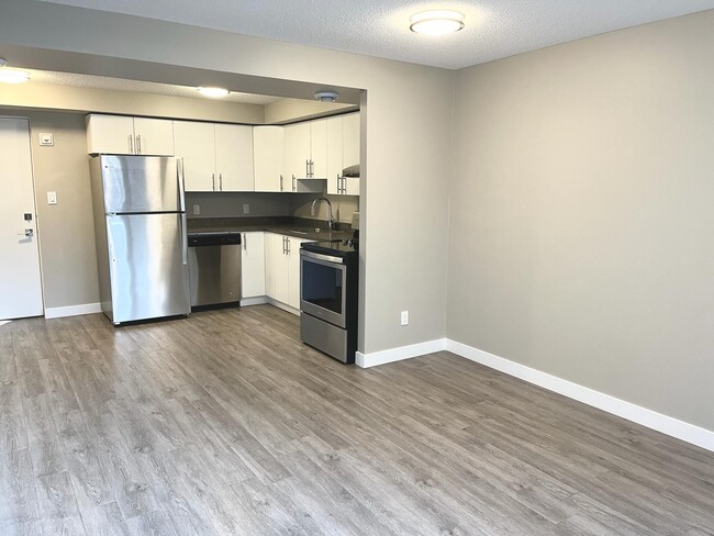 Building Photo - Hi-Level Affordable