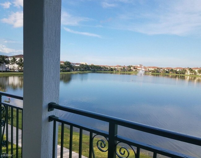 Foto del edificio - 2901 SW 119th Way