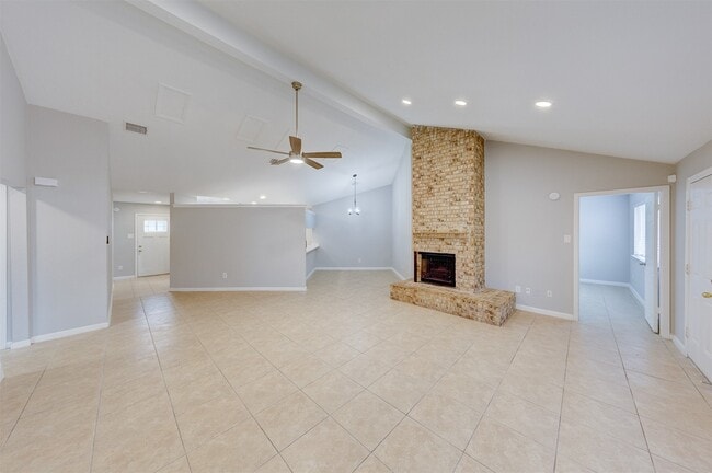 Foto del edificio - 16926 Manowar Ln