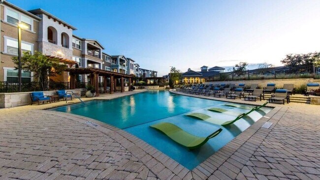 Foto del edificio - 20303 Stone Oak Pkwy