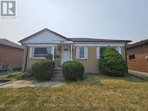 Building Photo - 147 Calvington Dr