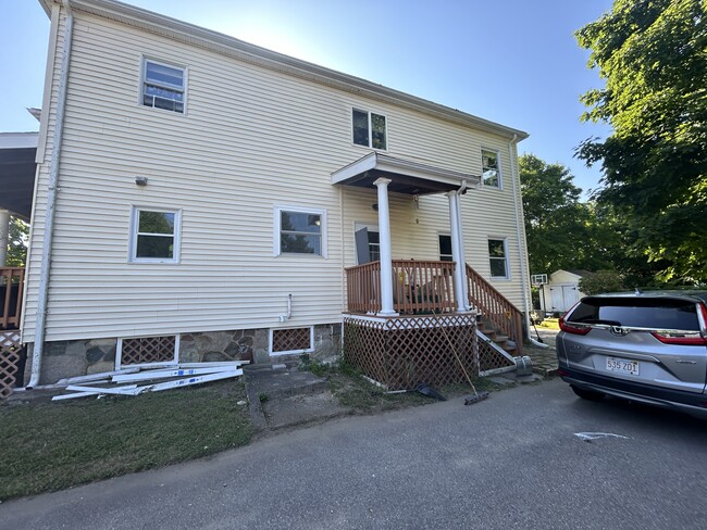 Building Photo - 55 Cushing Ave