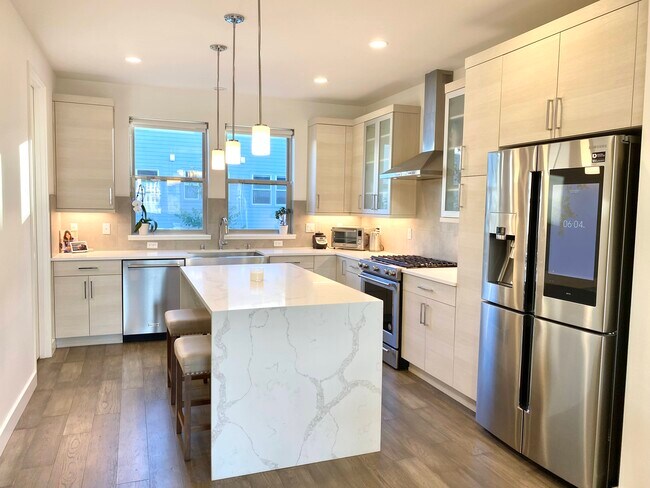 Foto del edificio - 6627 135th Ct SE