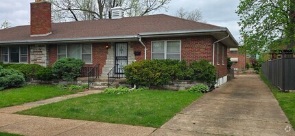 Building Photo - 5827 Robert Ave