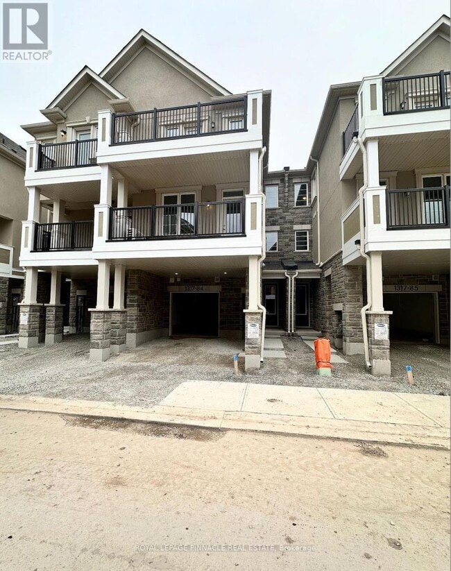 Building Photo - 1317 Leriche Wy