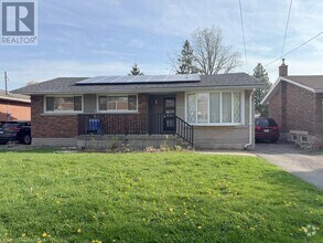 Building Photo - 48 Idlewood Ave