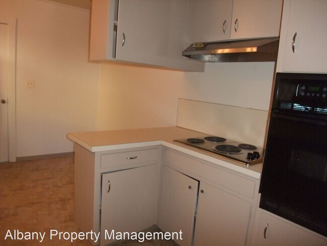 Foto del edificio - 2 br, 1 bath House - 512 9th Ave SW