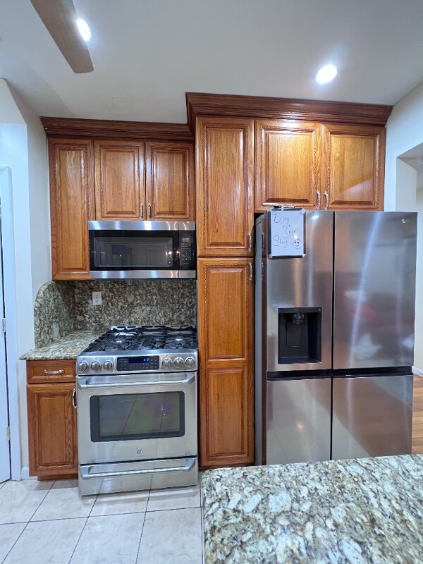 Foto del edificio - 223-42-223103 103rd Ave
