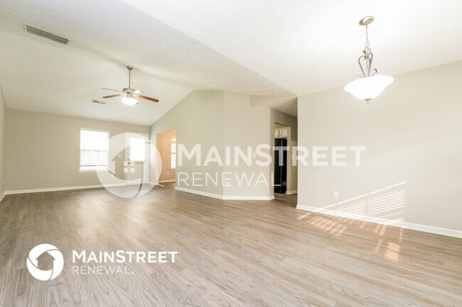 Building Photo - 125 Rockingham Dr