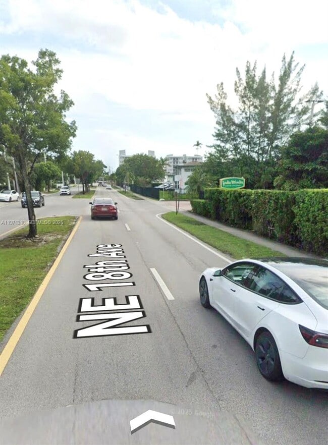 Foto del edificio - 1770 NE 191st St