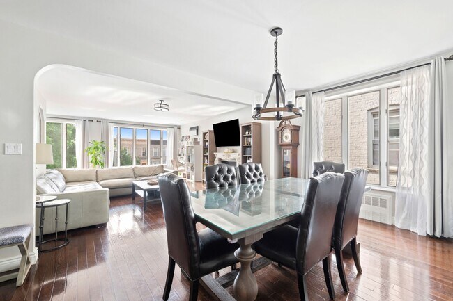 Foto del edificio - Amazing 3 bedroom