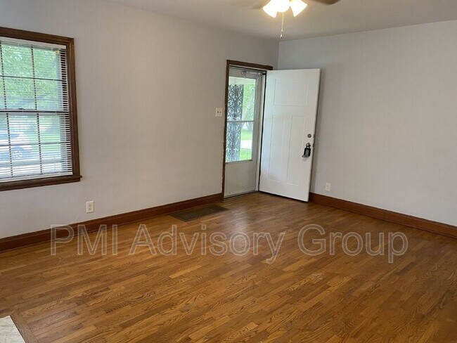 Foto del edificio - 845 SW Frazier Ave