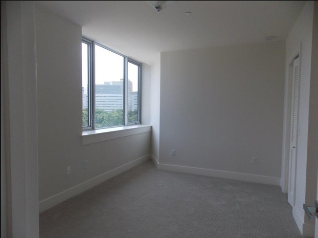 Interior Photo - The Lux