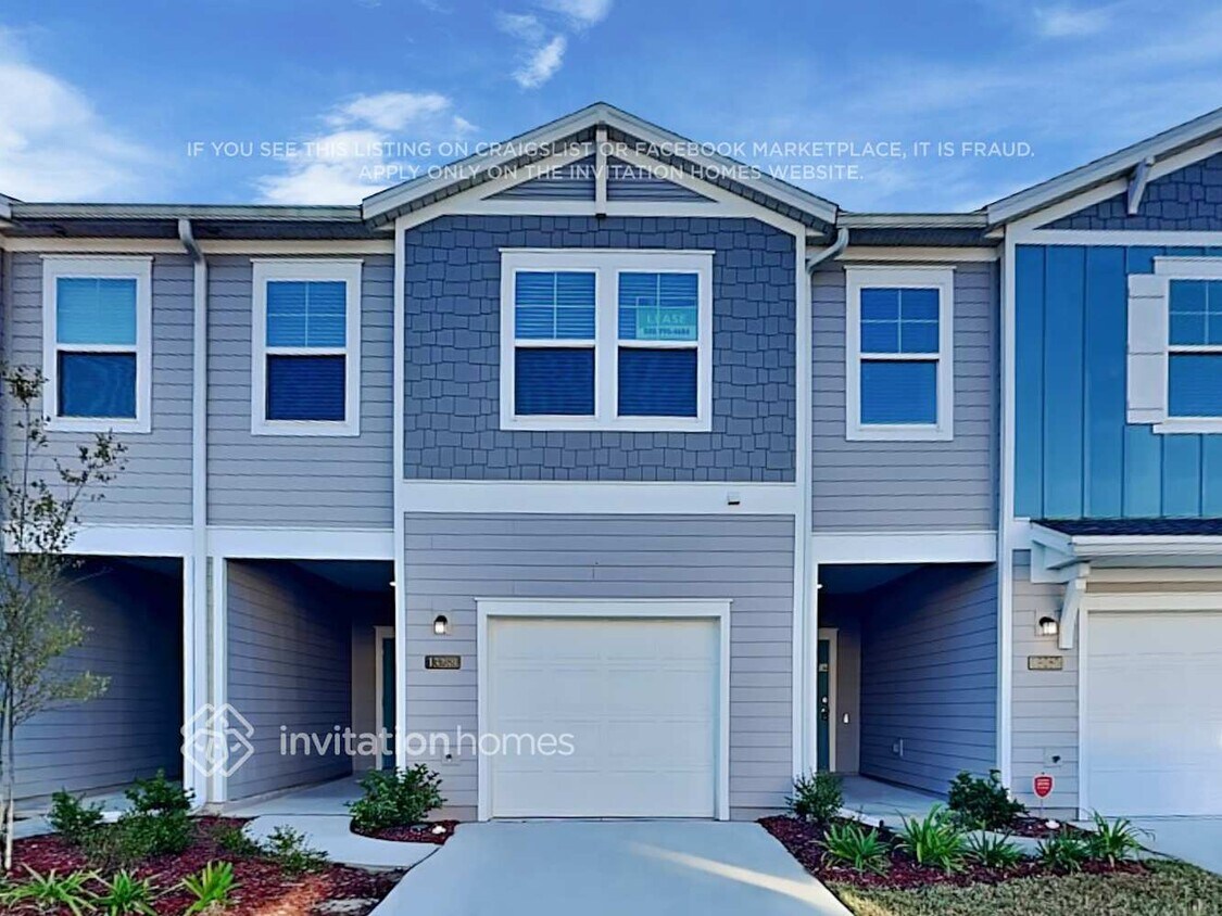 Foto principal - 13289 Shore Grass Dr