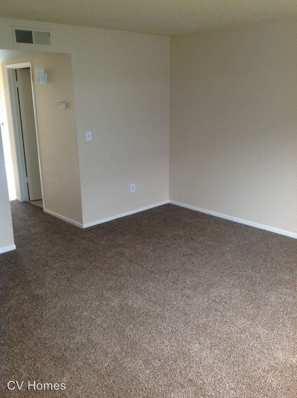Foto del edificio - 4833 E Lane Ave