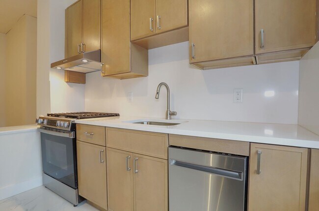 Foto del edificio - 232 Garden St