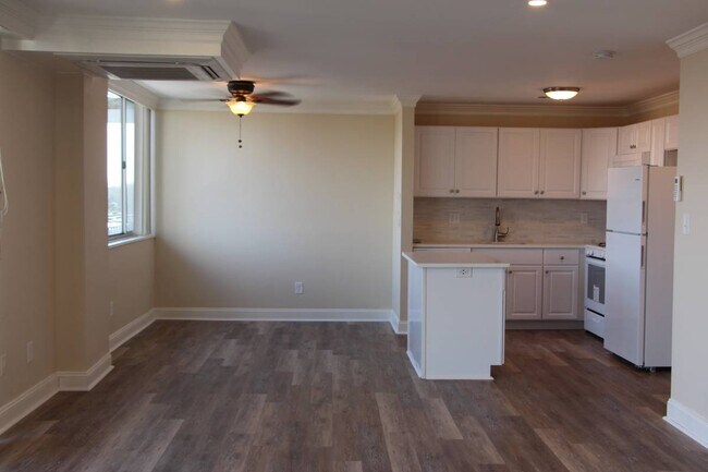 Foto del edificio - 1512 S Arlington Ridge Rd