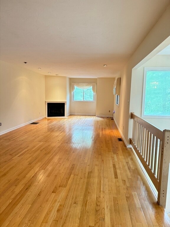 Foto del edificio - 37 Arrowhead Cir