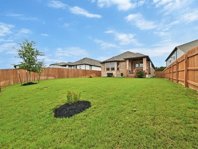 Foto del edificio - 22607 Bristlegrass Ln