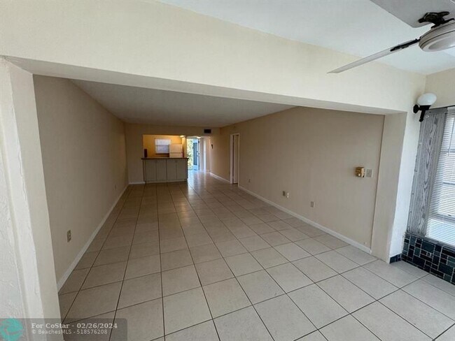 Building Photo - 8321 Sands Point Blvd