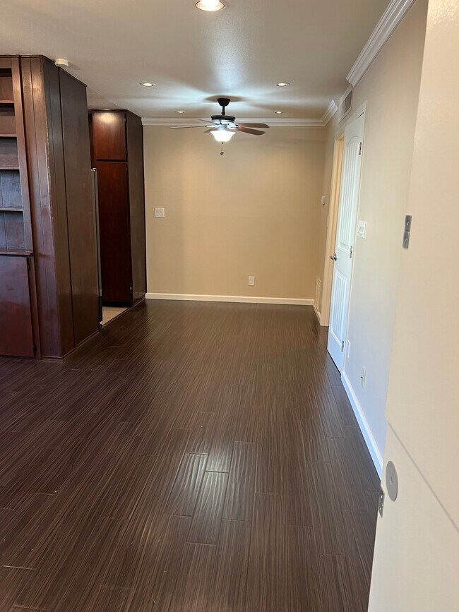 Foto del edificio - 6927 Amherst St