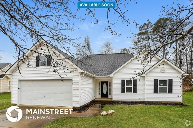 Building Photo - 818 White Oak Ln