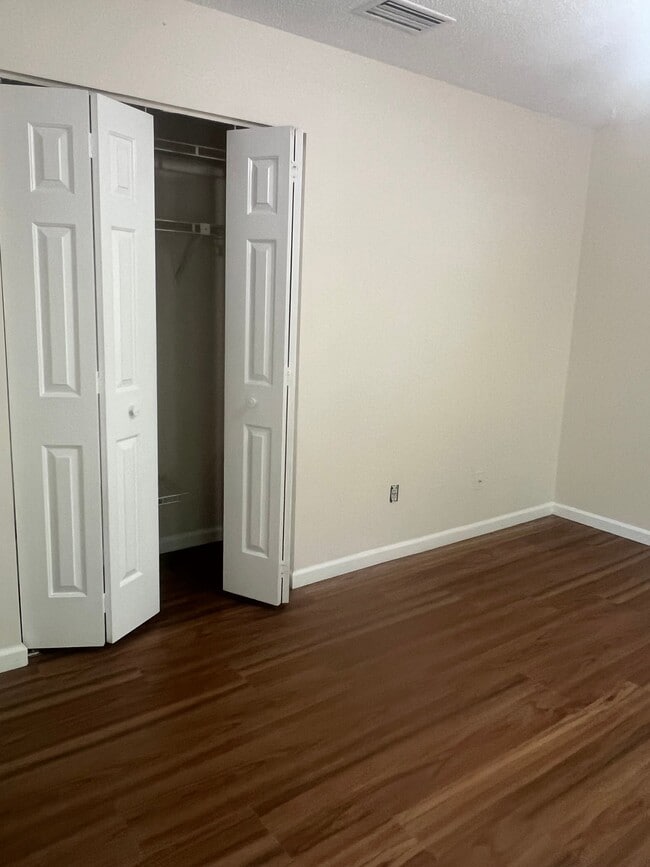 Photo - 705 Wagons Way House