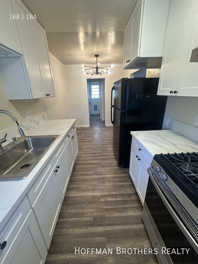 Building Photo - 14161 Friar St