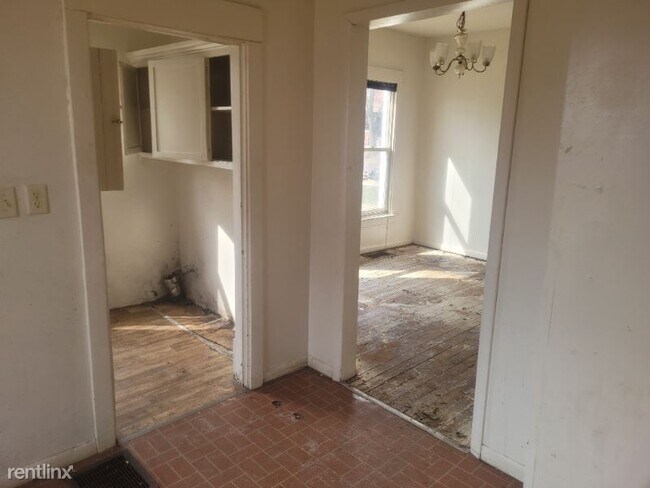 Building Photo - 2 br, 2 bath House - 905 E Nebraska Ave A ...