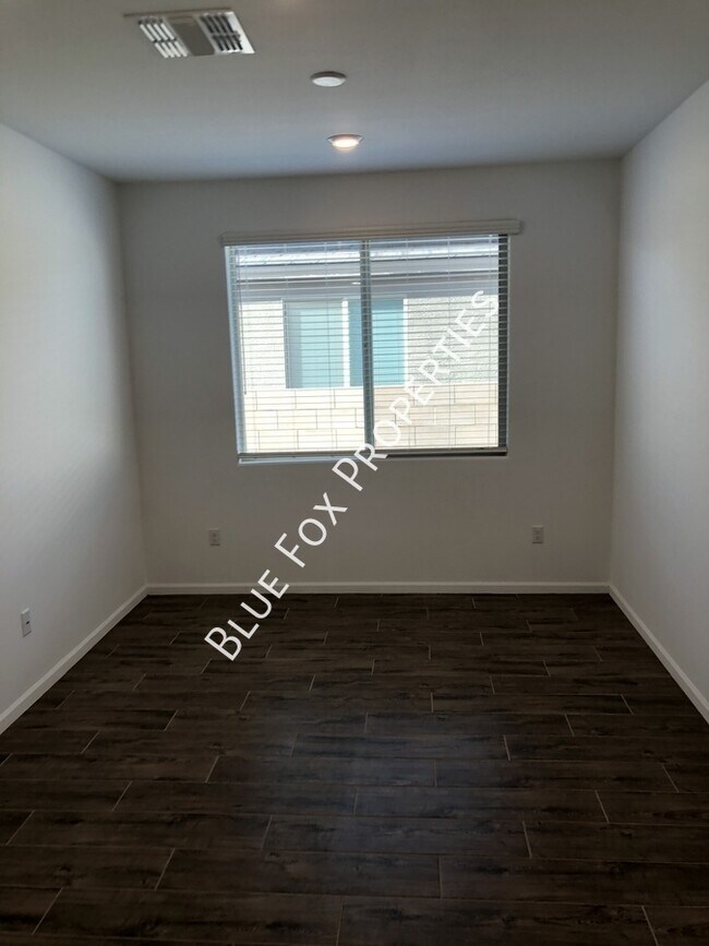 Building Photo - 7349 S Via Casa Bonita