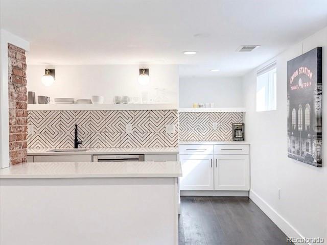 Foto del edificio - 736 York St