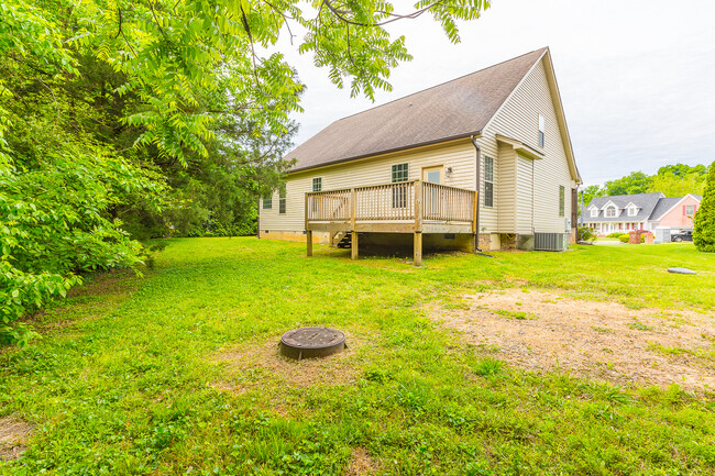 Building Photo - 7388 Lazy Brook Ct