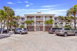 Building Photo - 1198 Hillsboro Mile