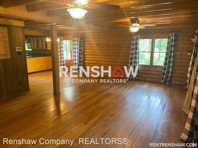 Building Photo - 4 br, 3.5 bath House - 380 Reid Hooker Rd S