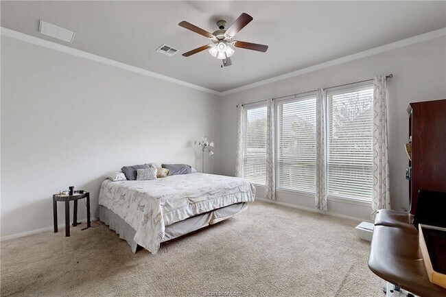 Foto del edificio - 2507 Hailes Ln