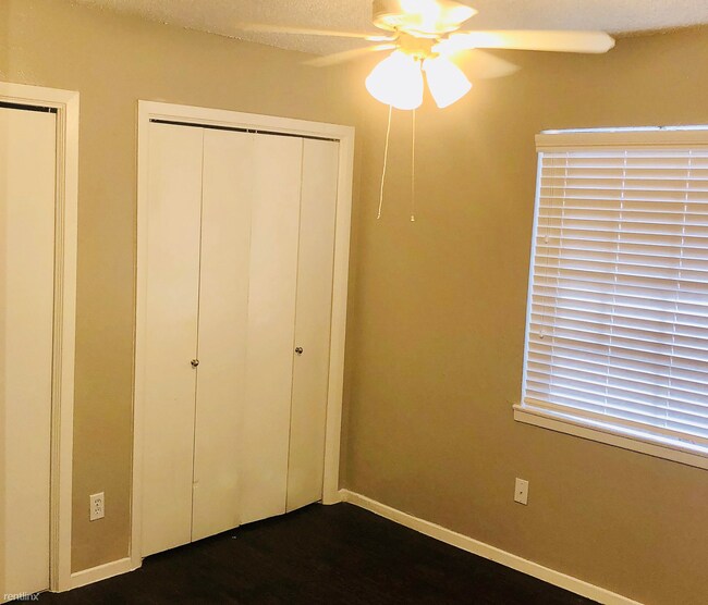 Building Photo - 1 br, 1 bath  - 2401 S Johnson St # 1839 1899