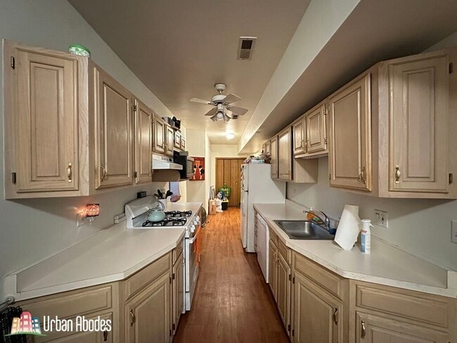 Foto del edificio - 3832 N Fremont St