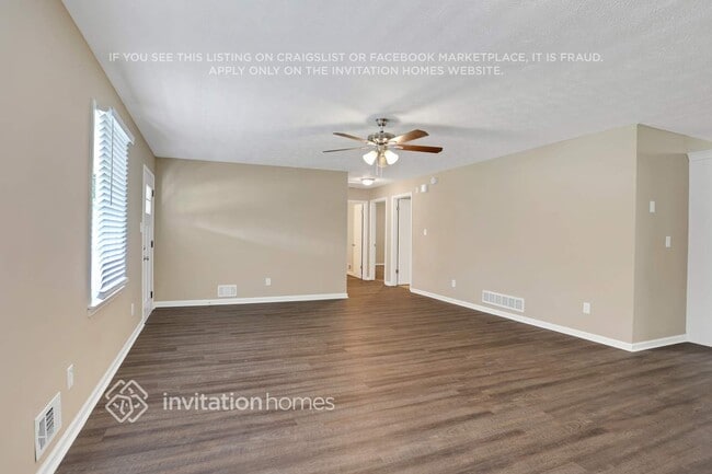 Building Photo - 215 Winston Dr