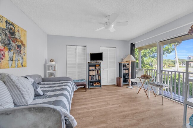 Building Photo - 170 Seabreeze Cir