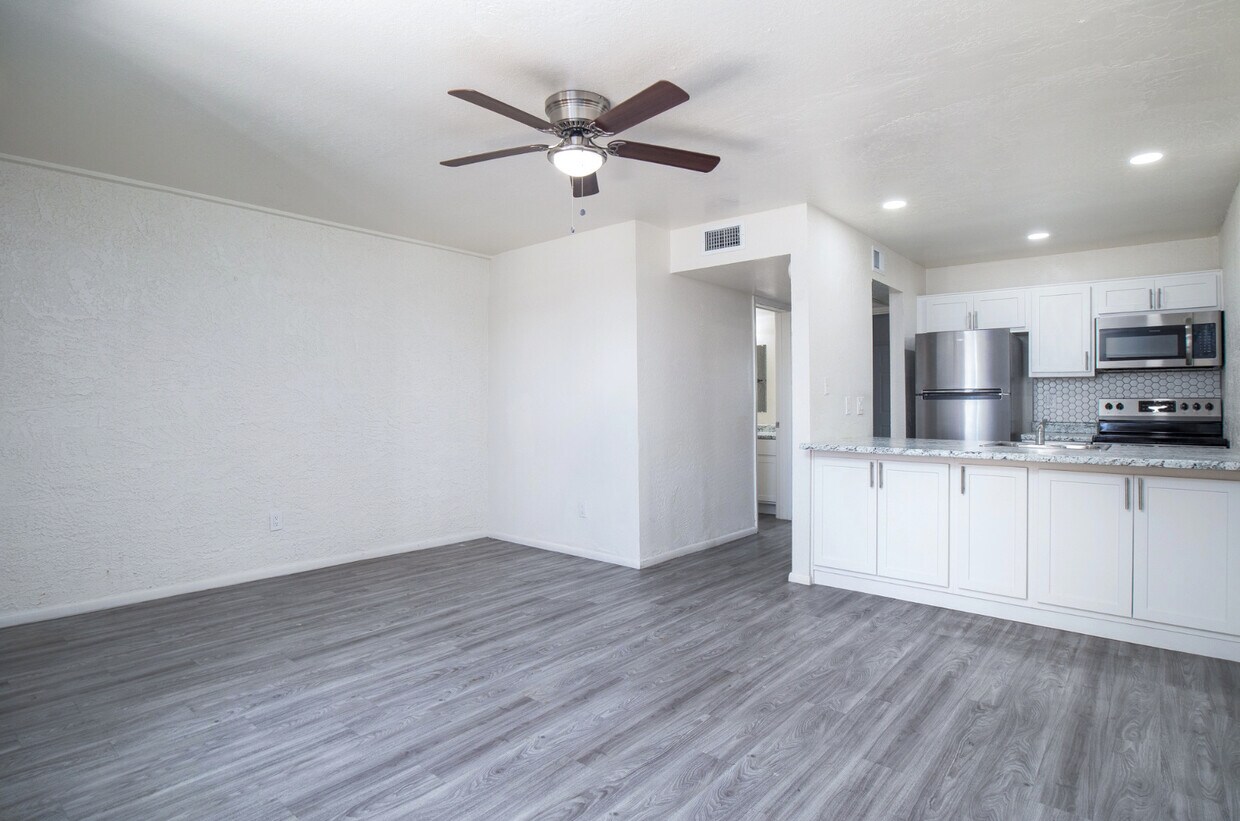 Lateral 14 Apartments - 4635 N 27th Ave Phoenix, AZ 85017