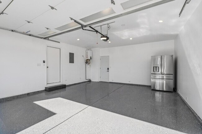 Foto del edificio - 700 Gull Ave