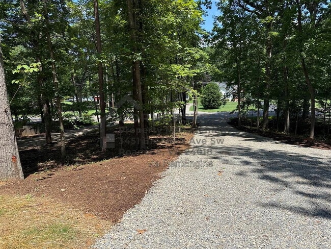 Building Photo - 4514 Buck Mountain Rd