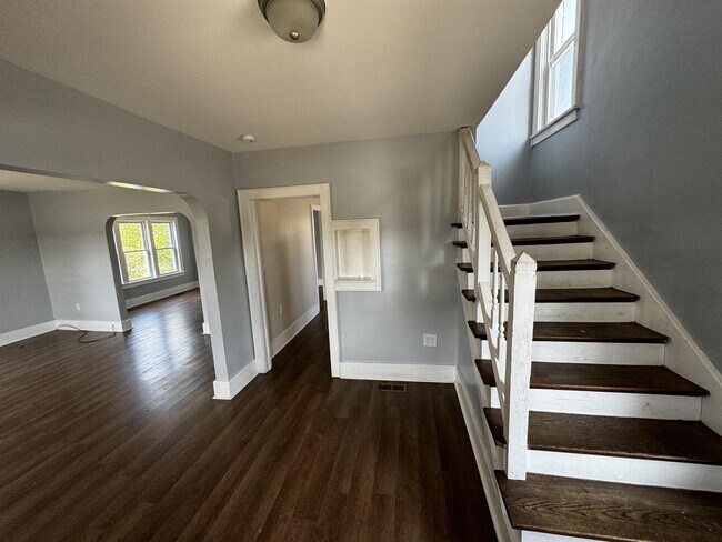 Foto del edificio - 425 Eagle School Rd