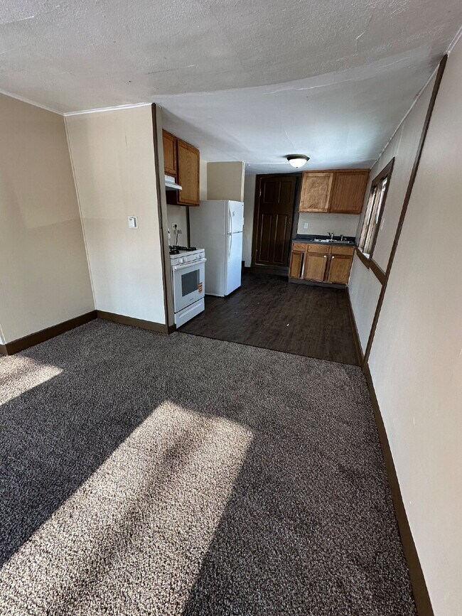 Foto del edificio - 171 Linn St