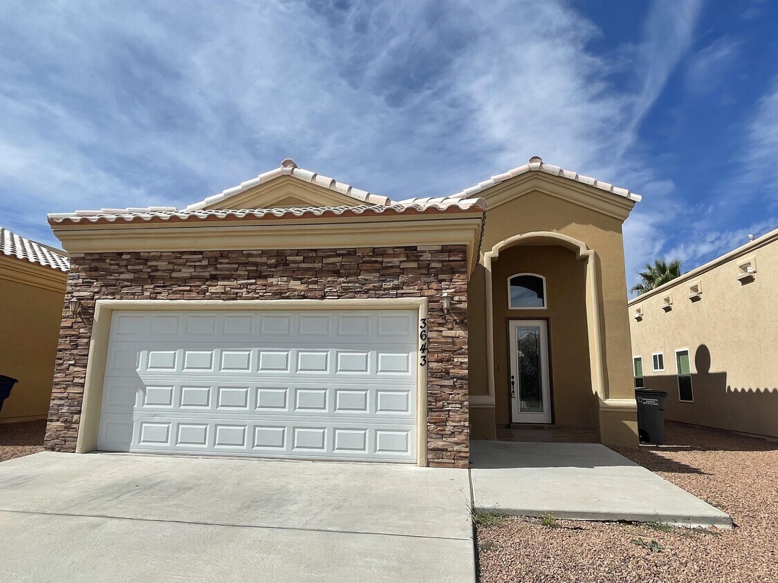 3643 Bay Pl, El Paso, TX 79936 House for Rent in El Paso, TX